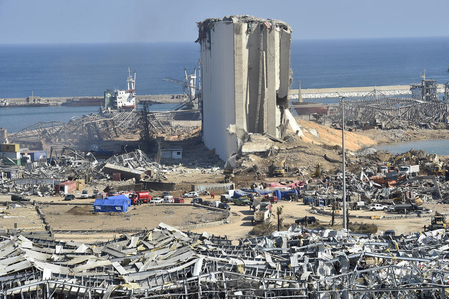 Бейрут после трагедии 4 августа, фото: EPA.com Бейрут после трагедии 4 августа, фото: EPA.com