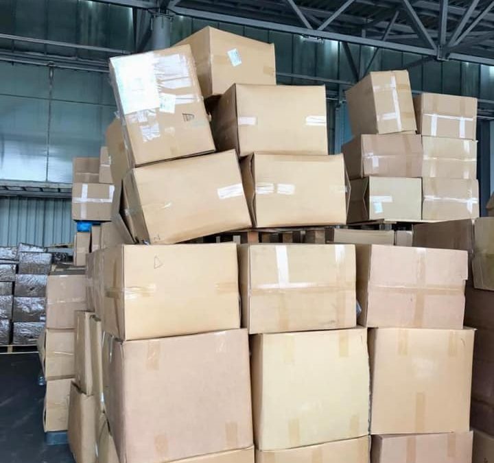 Киевская таможня изъяла в аэропорту Борисполь семь тонн защитных масок из Китая – фото